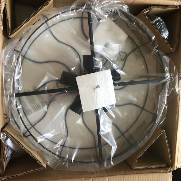 *SOLD* Industrial 5-Bulb Ceiling Light - Picture 2 of 4